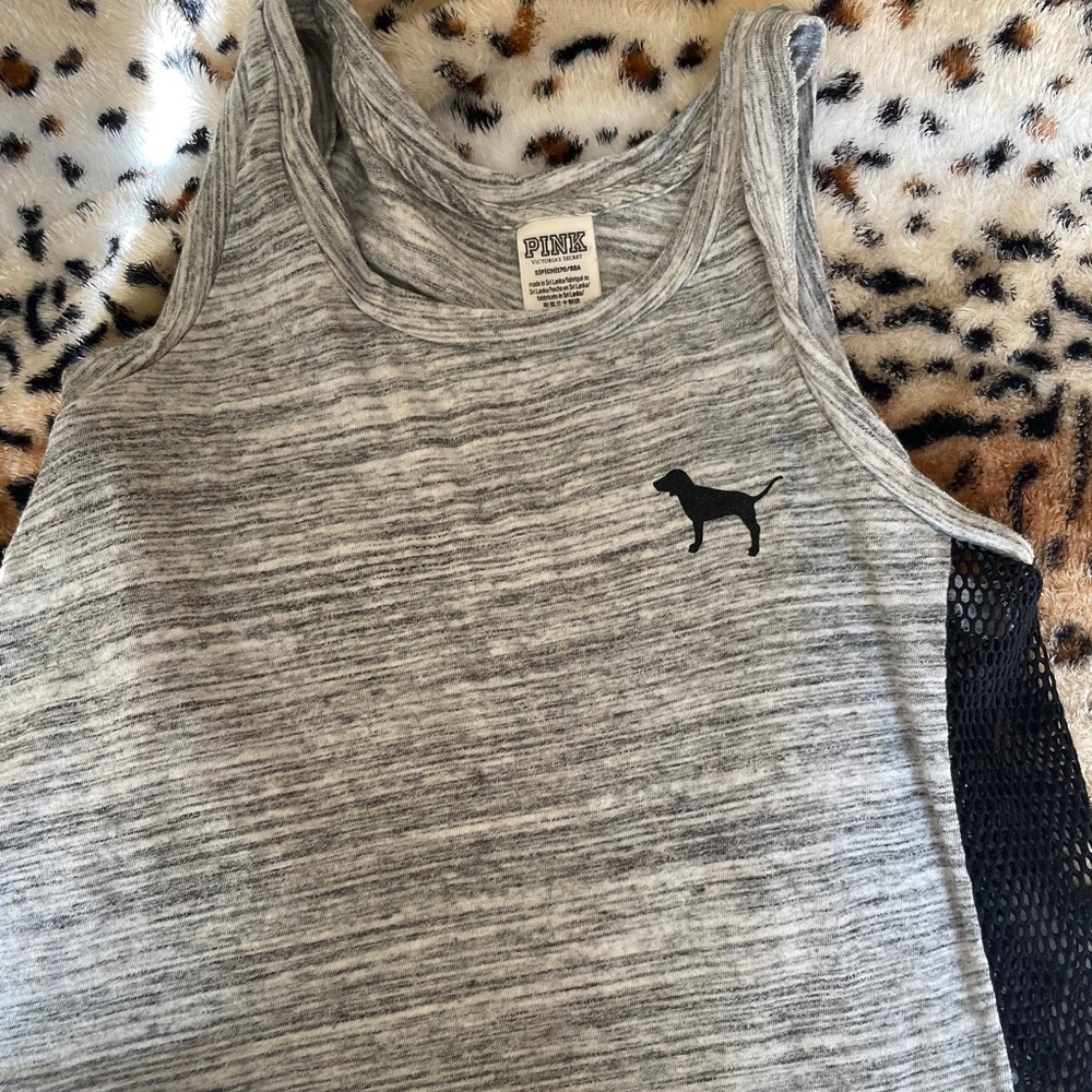 COPY - V.S PINK gray tank 🤍